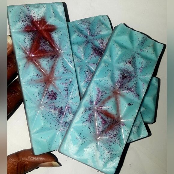 Hand Crafted Berry SeaBreeze Natural wax melt glitter bar 1pc - Picture 5 of 8